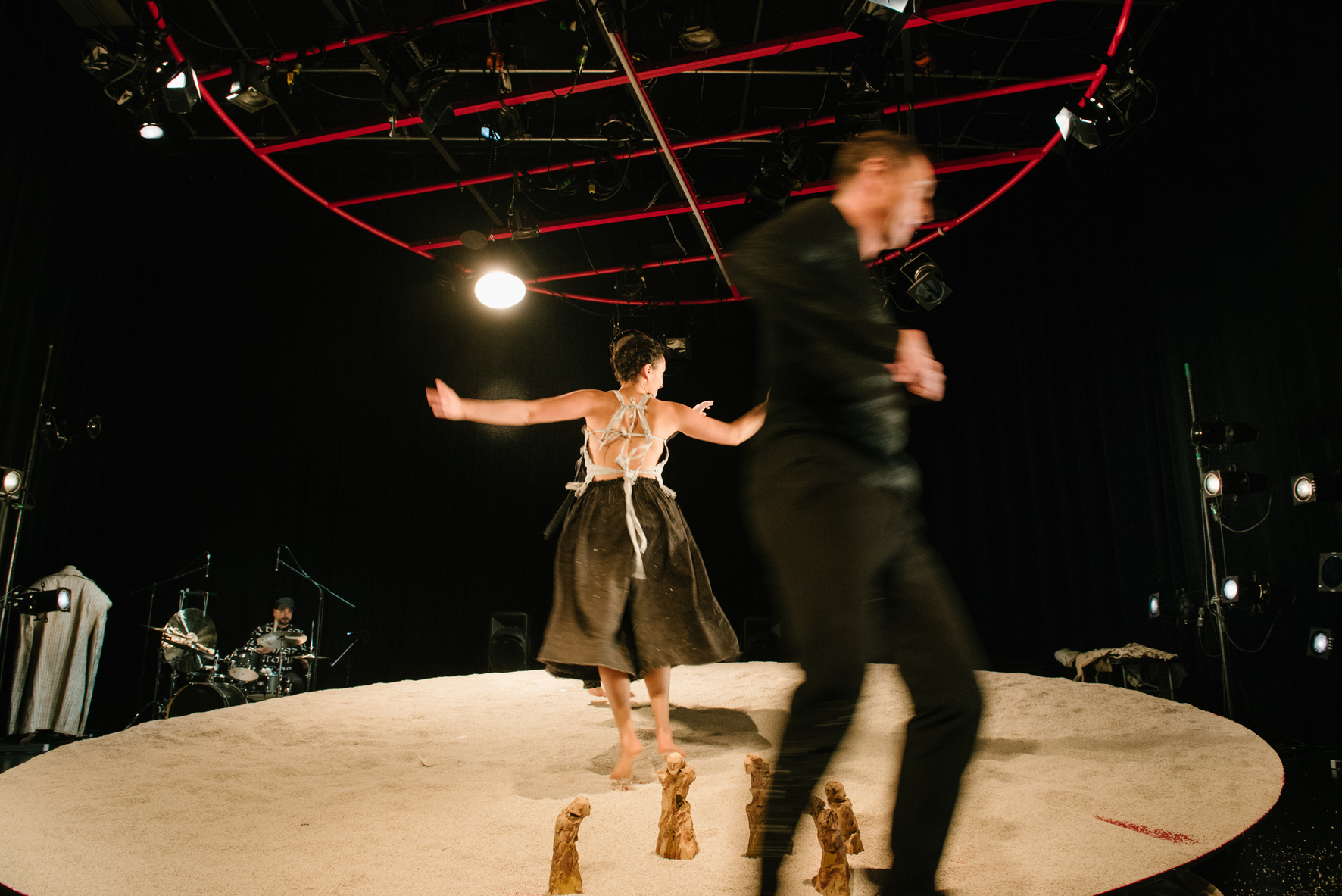 Antigone sous le soleil de midi